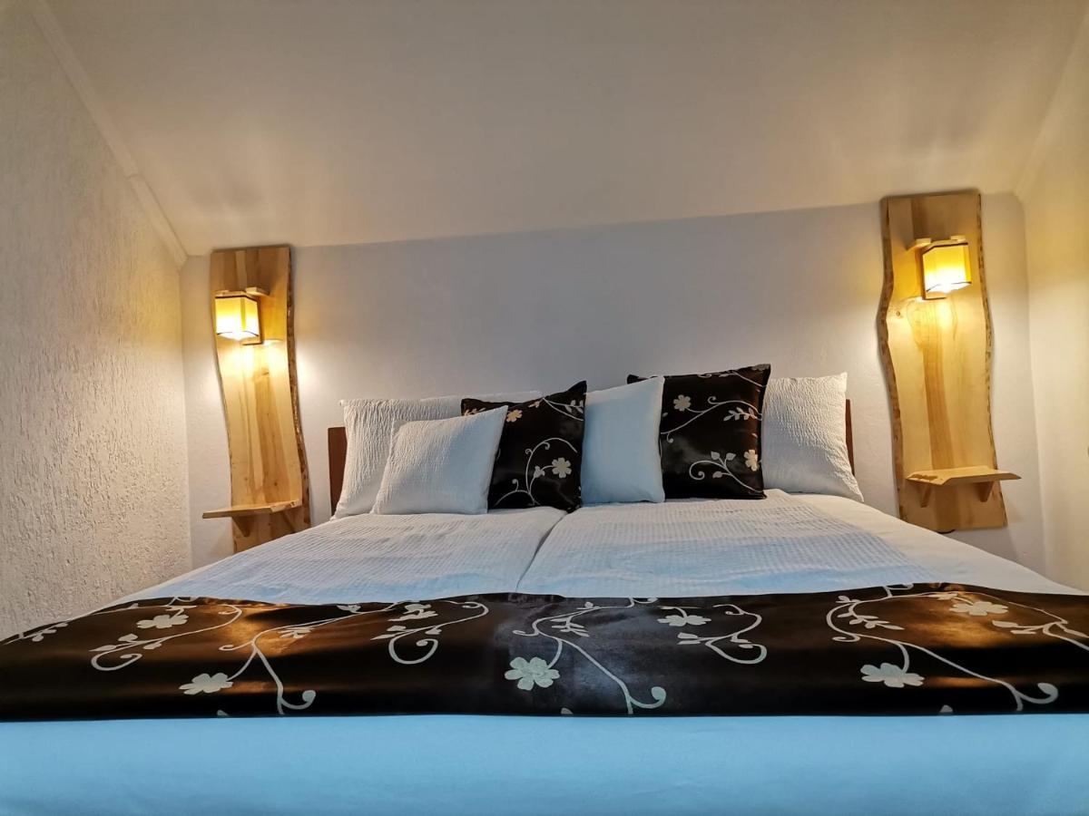 Dio Vendeghaz Hotel Praid Ngoại thất bức ảnh